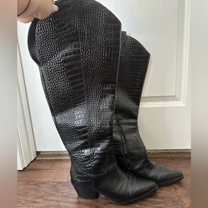 Gianni Bini Colbbiye Croc Embossed Western Tall Boots